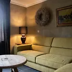 Typical Ardenne House De Luxe Apartman *